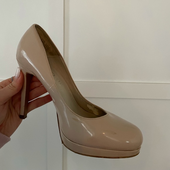 Slightly worn Aldo heels size 6 - Picture 7 of 9
